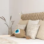 Flora (adults Only) Otel