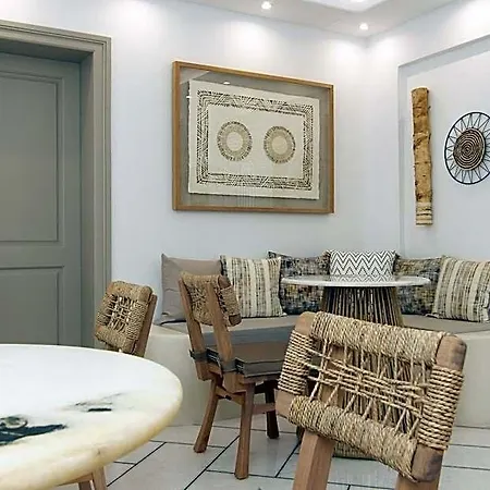 Flora (adults Only) 2* Naxos City