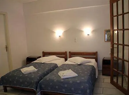 Flora (adults Only) 2* Naxos City
