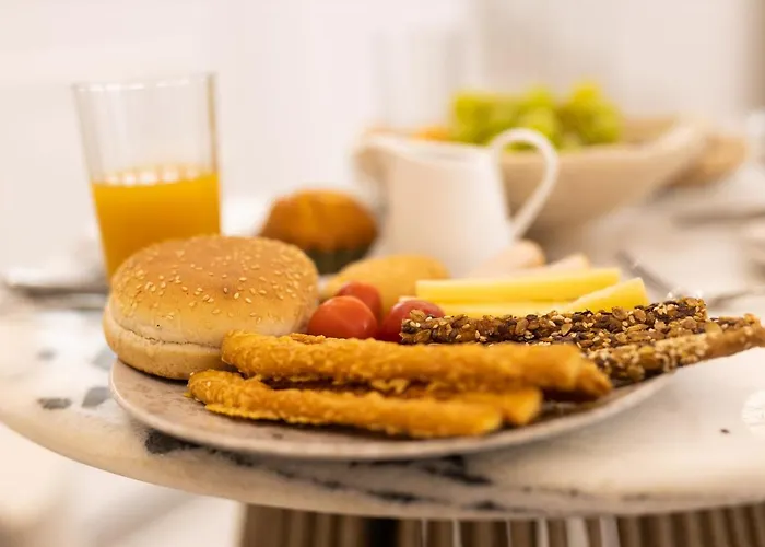 Flora (adults Only) 2* Naxos City