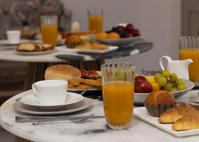 Otel Flora (adults Only) 2*