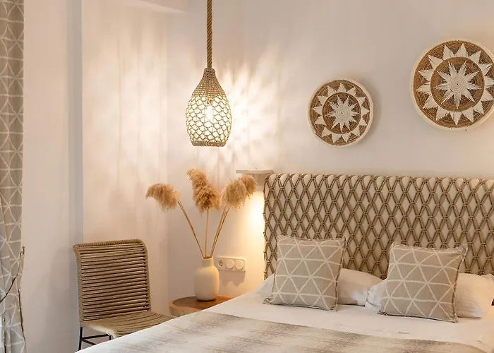 Flora (adults Only) Otel