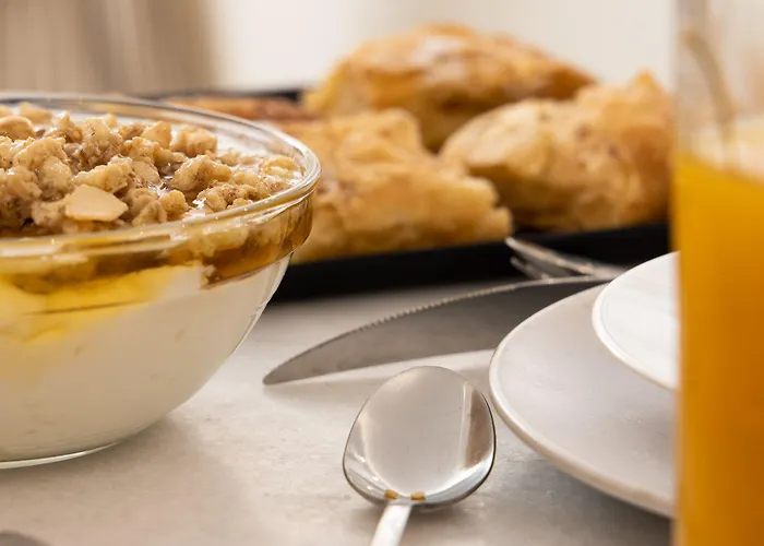 Отель Flora (adults Only) 2*